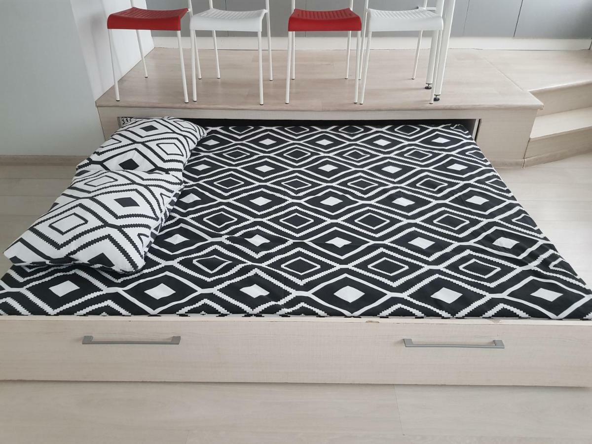 Sandra Apartamentai Kaunas Exteriör bild